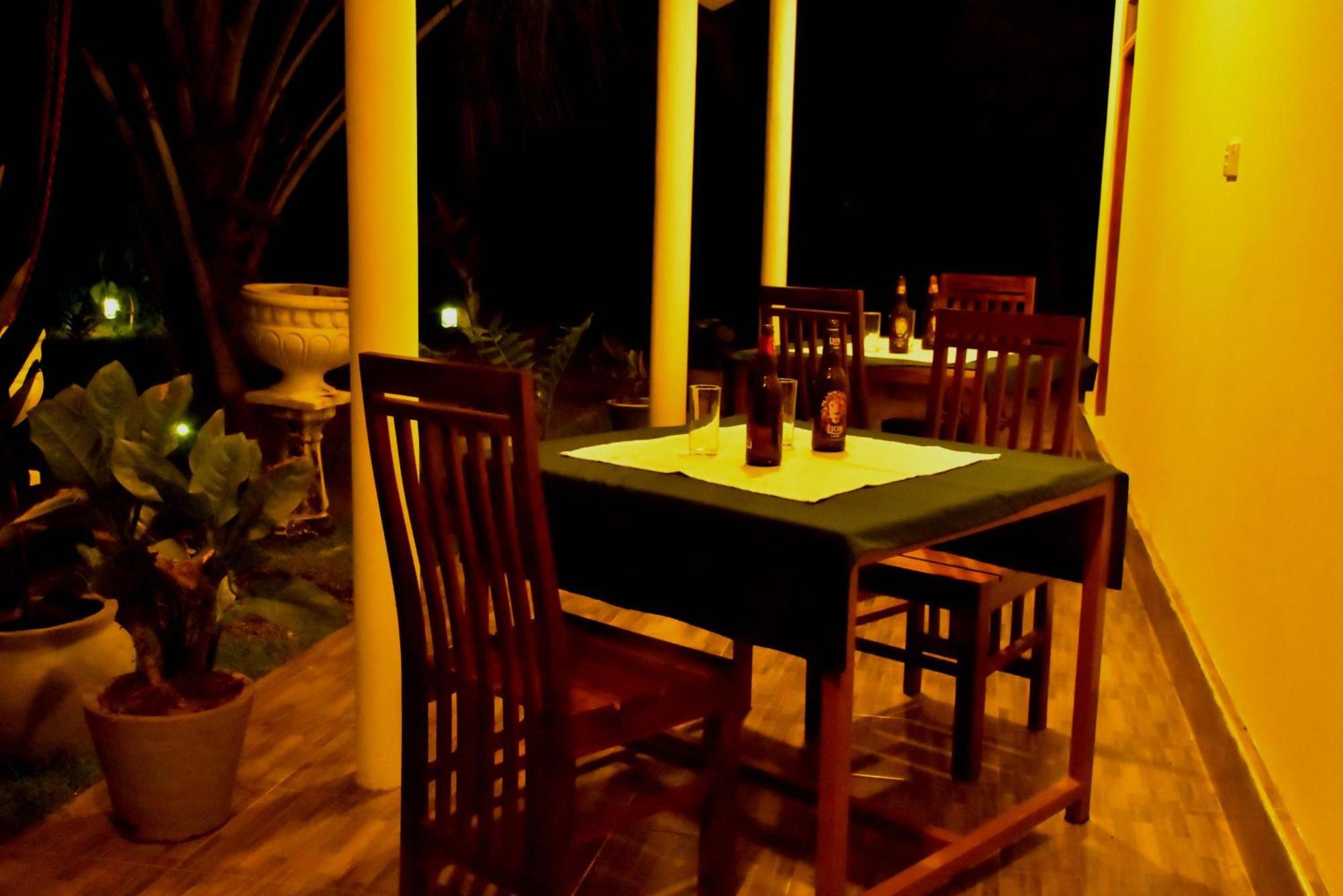 Lake Forest Lodge Udawalawe Eksteriør bilde